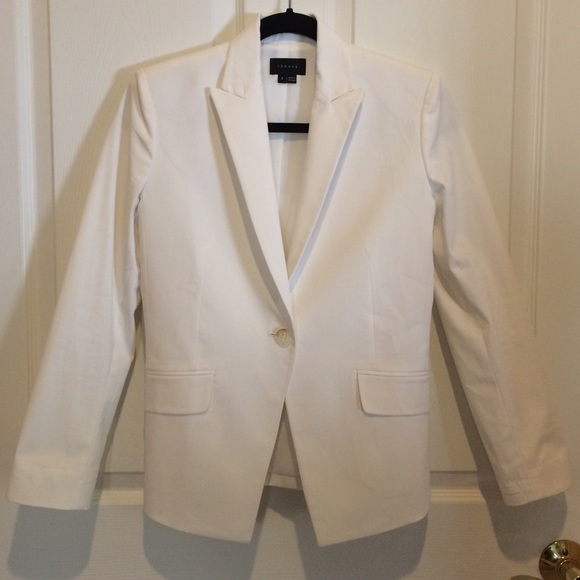 Theory Jackets & Blazers - Theory White Blazer 🦀