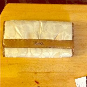 Coach wallet. SOLD