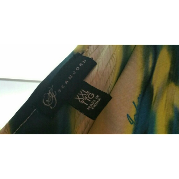 Dress - Picture 4 of 4