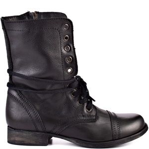 STEVE MADDEN combat boots