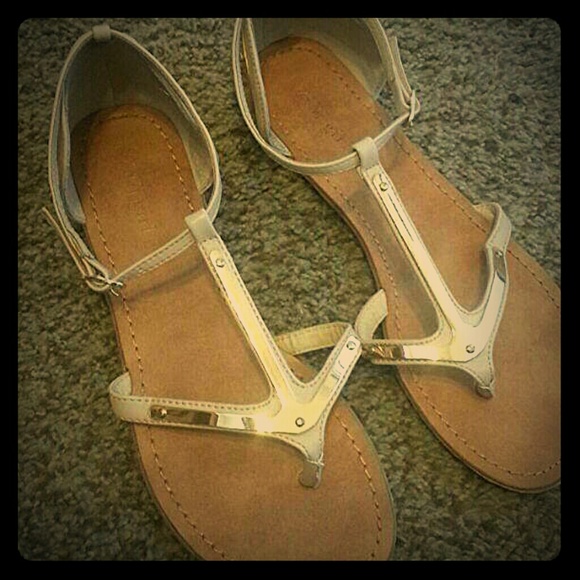 ZiGi Girl " Arrow " Rose Good strappy Sandals