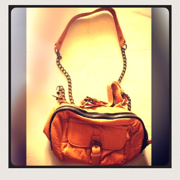 Urban outfitters deena and ozzy crossbody bag