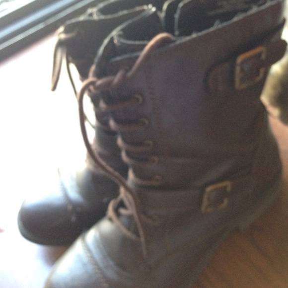 Combat boot - Picture 2 of 4