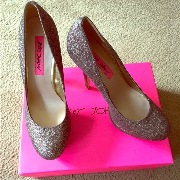 Betsey Johnson Shoes Nib Betsy Johnson Glitter Platform Heels 8 Poshmark