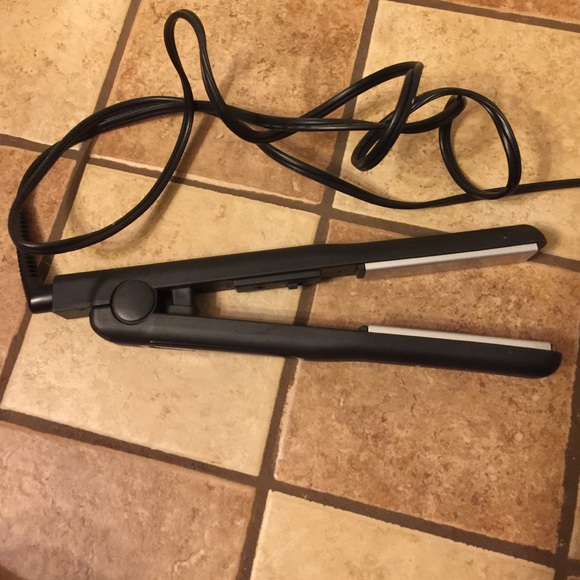 Remington hair straightener