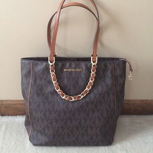 Michael Kors logo tote - like new!