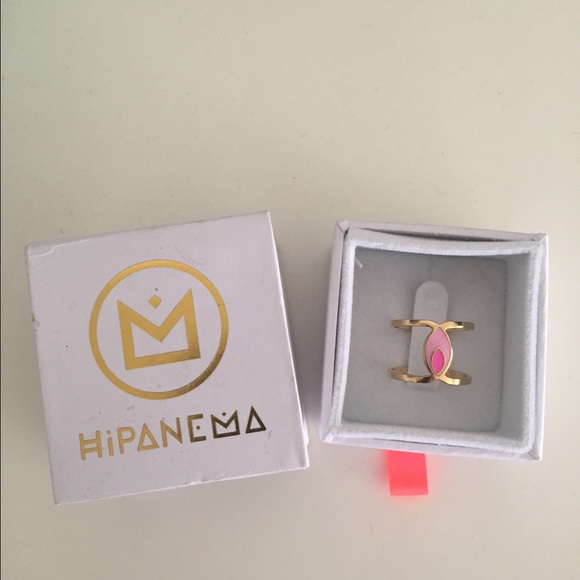 Hipanema twist ring