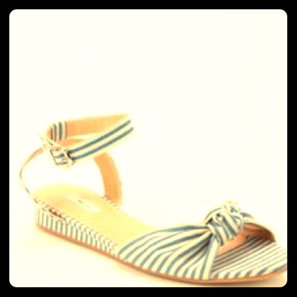 Urban outfitters kimchi blue sandals