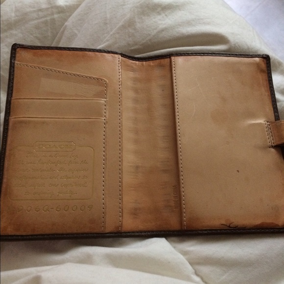 Authentic Coach Wallet - Picture 2 of 4