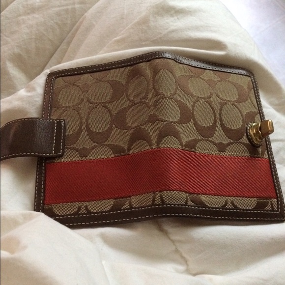 Authentic Coach Wallet - Picture 4 of 4