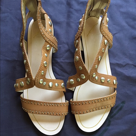 Brian Atwood Shoes - 🎉NWT! Gorgeous Brian Atwood"Studded tan sandals!