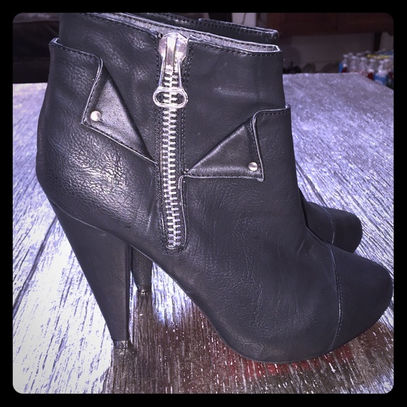 Nasty Gal Shoes - Faux Leather Booties