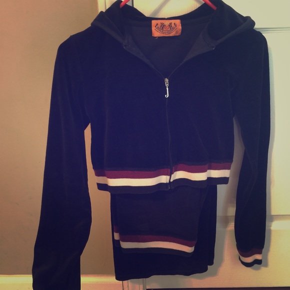 Juicy couture sweat suit
