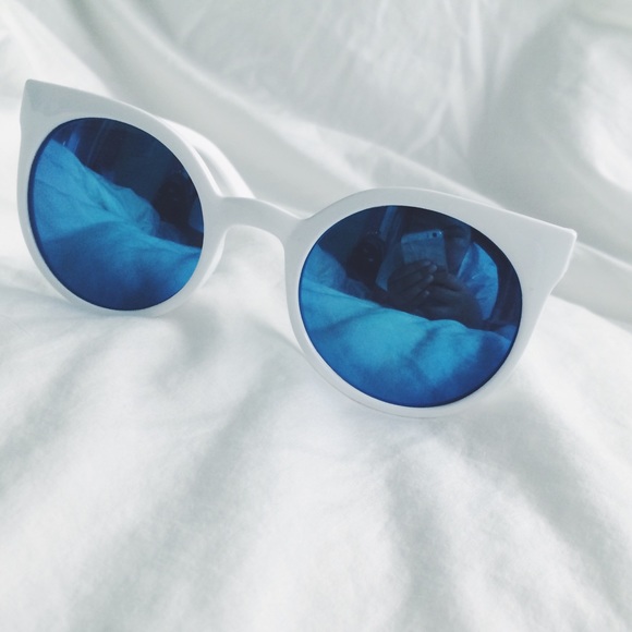 Blue mirrored sunglasses