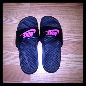 Women's Nike slides size 8