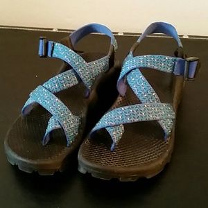 Women's Chacos size 6 but a 5.5 could do too!