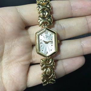 Clyda gold women's watch