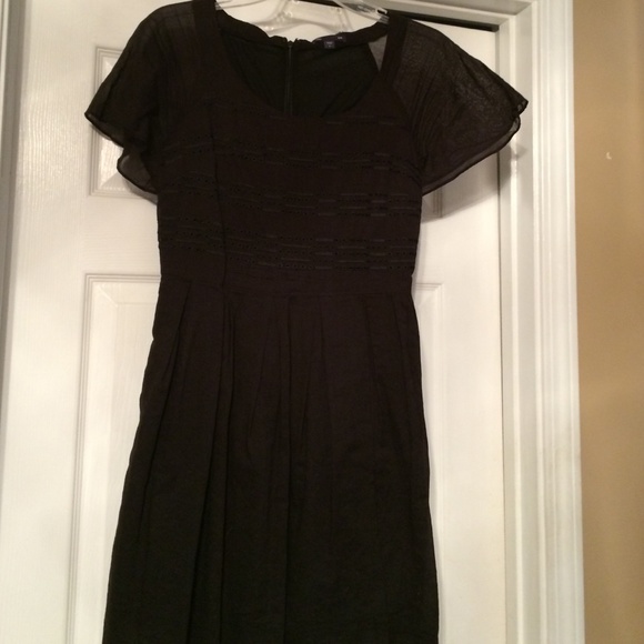Black short sleeve dress
