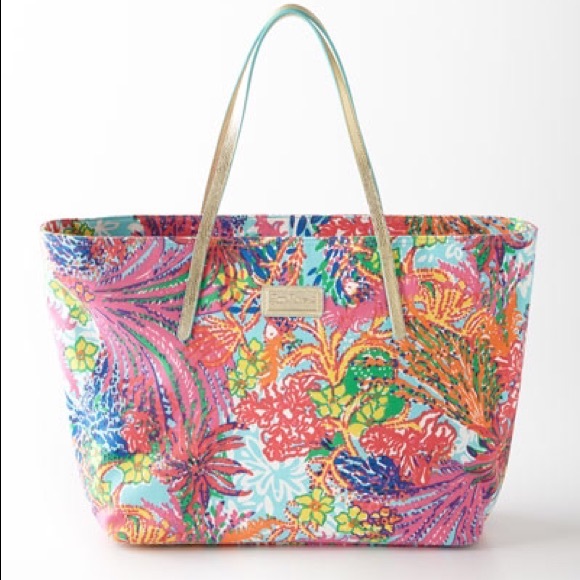 Lilly Pulitzer Handbags - Lilly Pulitzer Resort Tote