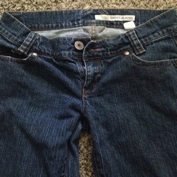 DKNY Jeans Size 7 Boot Cut - Picture 3 of 4