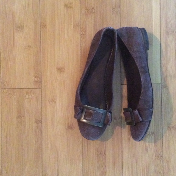 💥CLEARANCE 💥 Italian Shoes - Picture 2 of 3