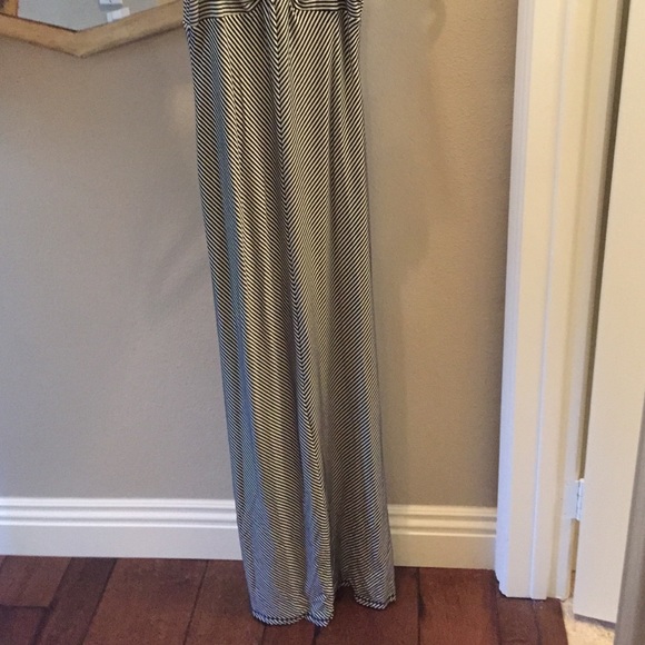 Striped maxi dress - Picture 2 of 3