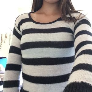 Knit Long sleeve crop top