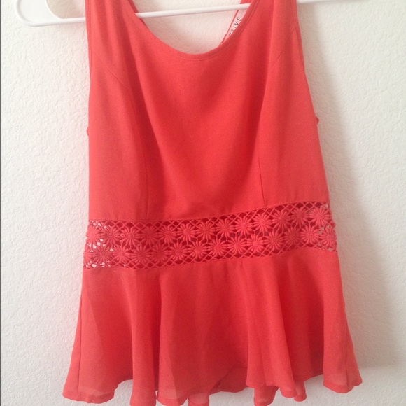 Coral Peplum Top! - Picture 1 of 3