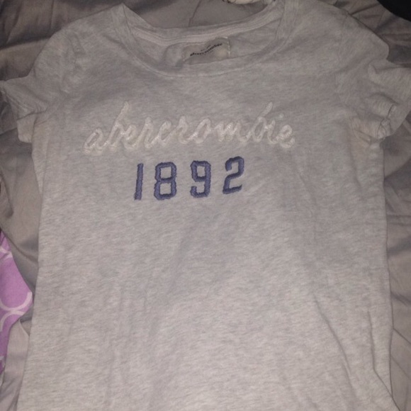 Abercrombie shirt (: - Picture 1 of 1