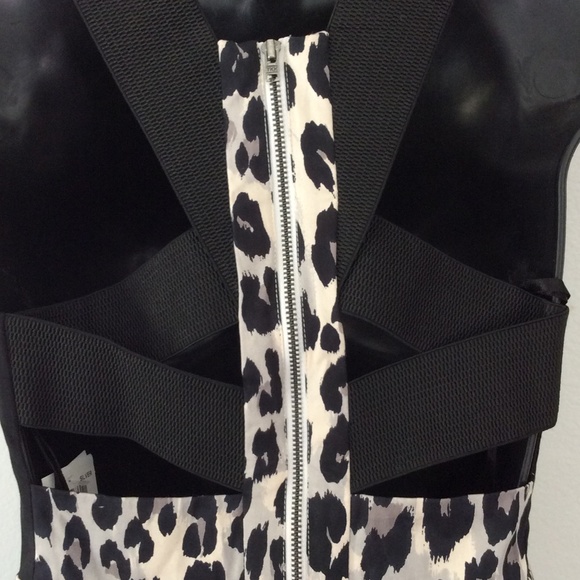 French Connection from NORDSTROM Leopard Dress - Picture 4 of 8