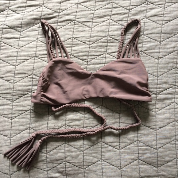 ACACIA Krobokan Top in Hapa
