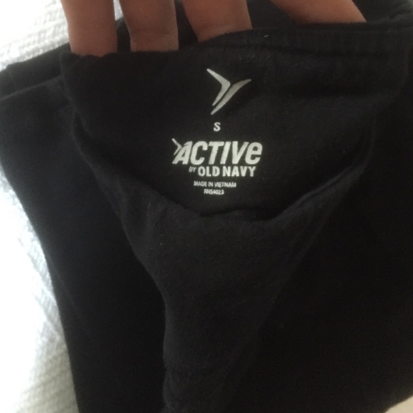 black yoga pants - Picture 2 of 2