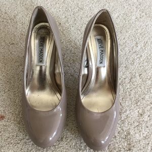 Steve Madden, nude patent heels