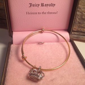 Juicy Couture princess crown bangle 👑