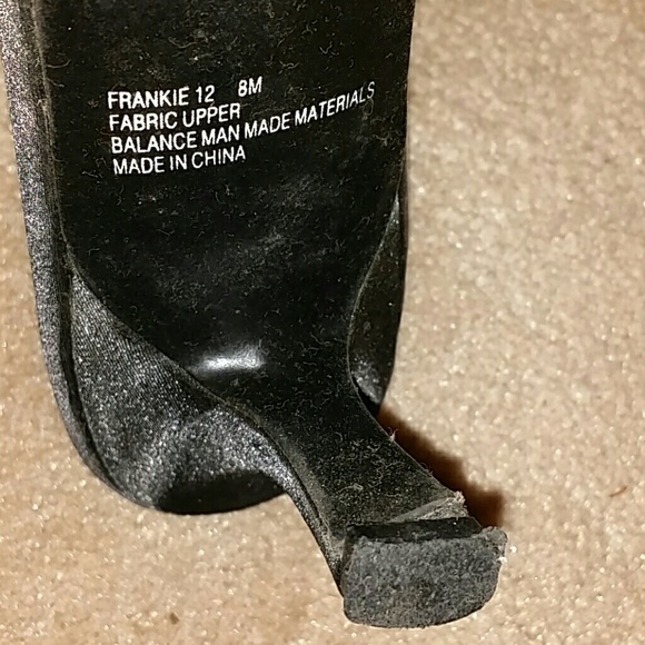 Black & Silver Kitten Heels - Picture 4 of 4