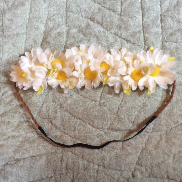 Claire's Vintage Flower Headband