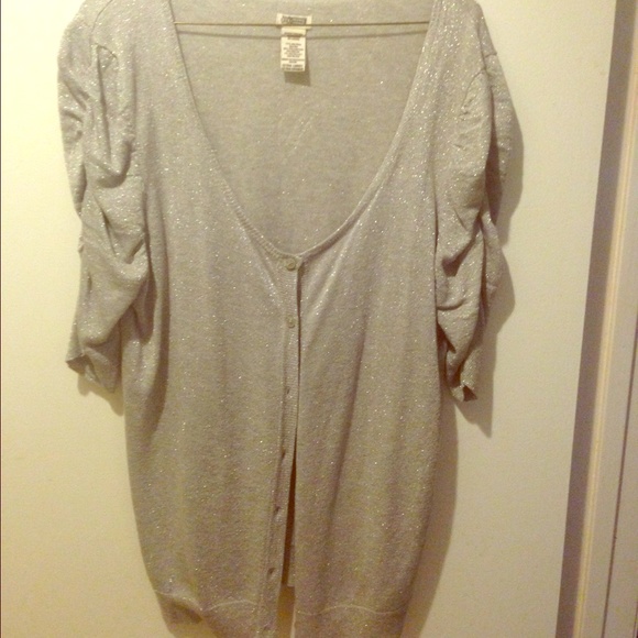 Darling xl metallic cardie with ruched 3/4 sleeves