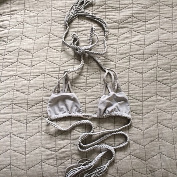 ACACIA Haena Top in Gray