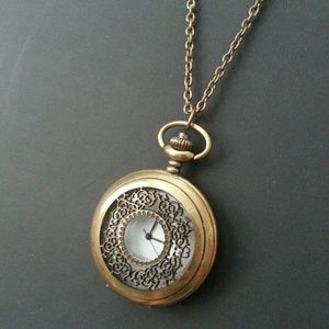 Cool vintage clock necklace