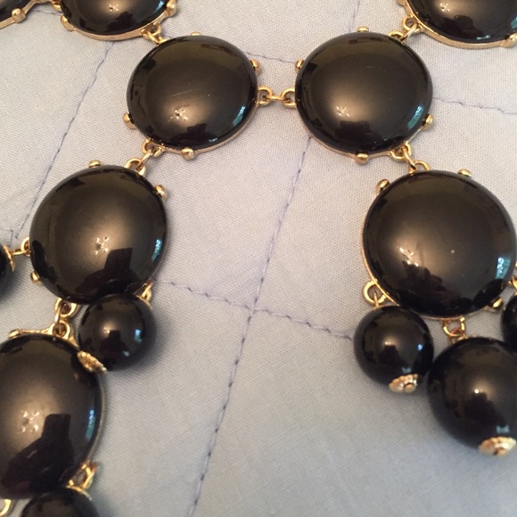 Black bubble necklace - Picture 2 of 2