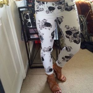 Black roses white demin