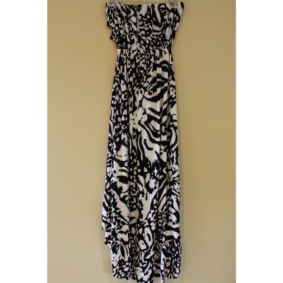 Black and White Animal Print Hi-Low Dress - Picture 3 of 4