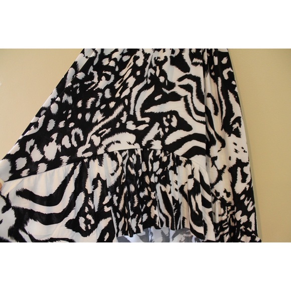 Black and White Animal Print Hi-Low Dress - Picture 4 of 4