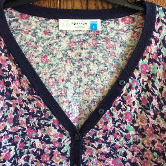 ⬇️PRICE DROP‼️Sparrow Cardigan Large - Picture 2 of 3