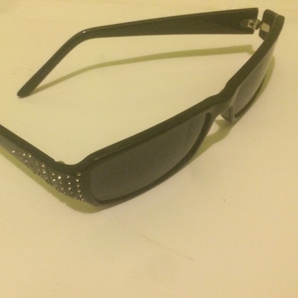 sunglasses bundle - Picture 3 of 4