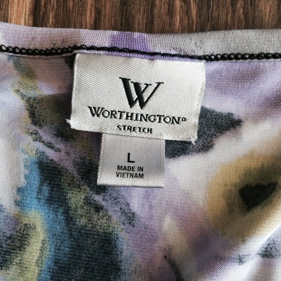 Floral Ruffle Sleeved Blouse - Picture 3 of 3