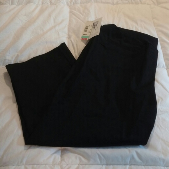 Brand new black maternity dress capris