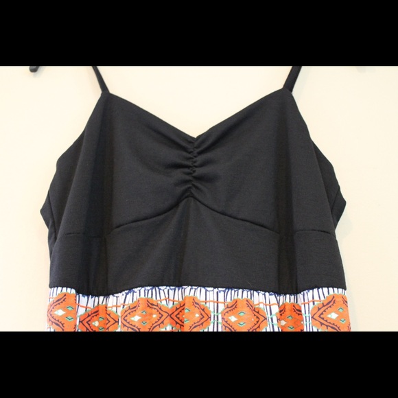 Black & Print Maxi Dress - Picture 2 of 4