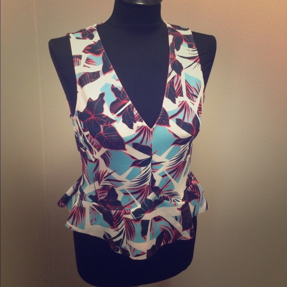 Zara Tops - Flirty Zara Top NWT!