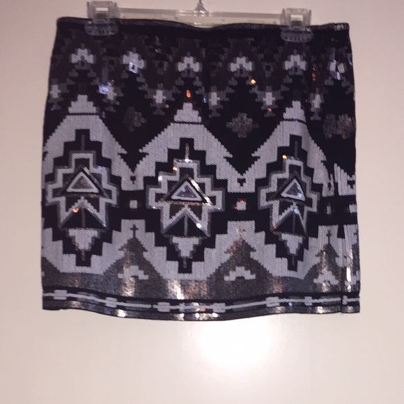 Black and white Aztec sequin mini skirt